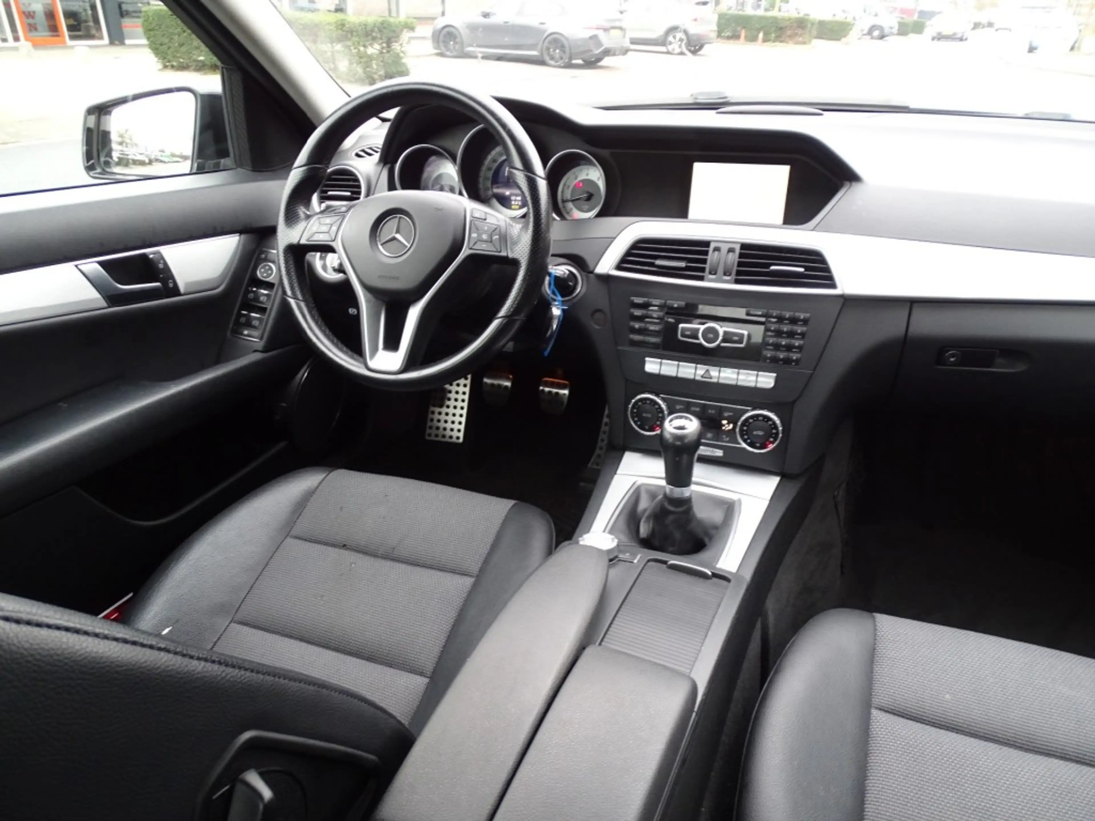 Mercedes-Benz C 180 180 AMB. AVANTGARDE-Navi-Blth-Cruise-Hlf Leer-Led — photo 6