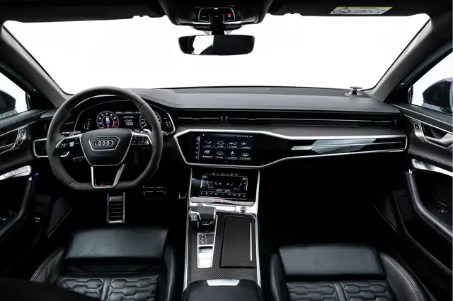 Audi RS6 view 18
