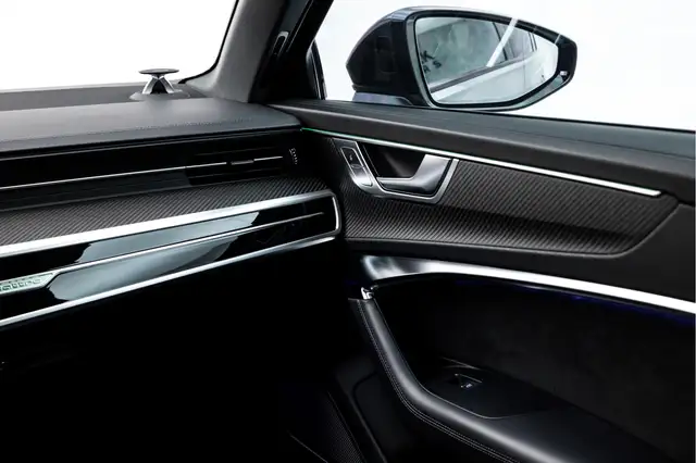 Audi RS6 view 23