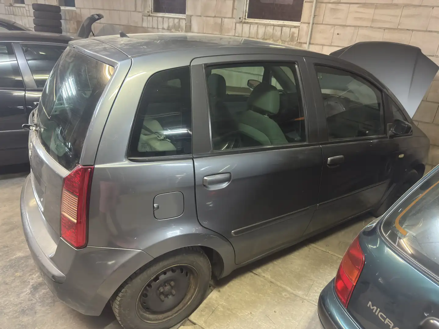 Fiat Idea 1.4 16V Emotion Tausch möglich Сірий - 2