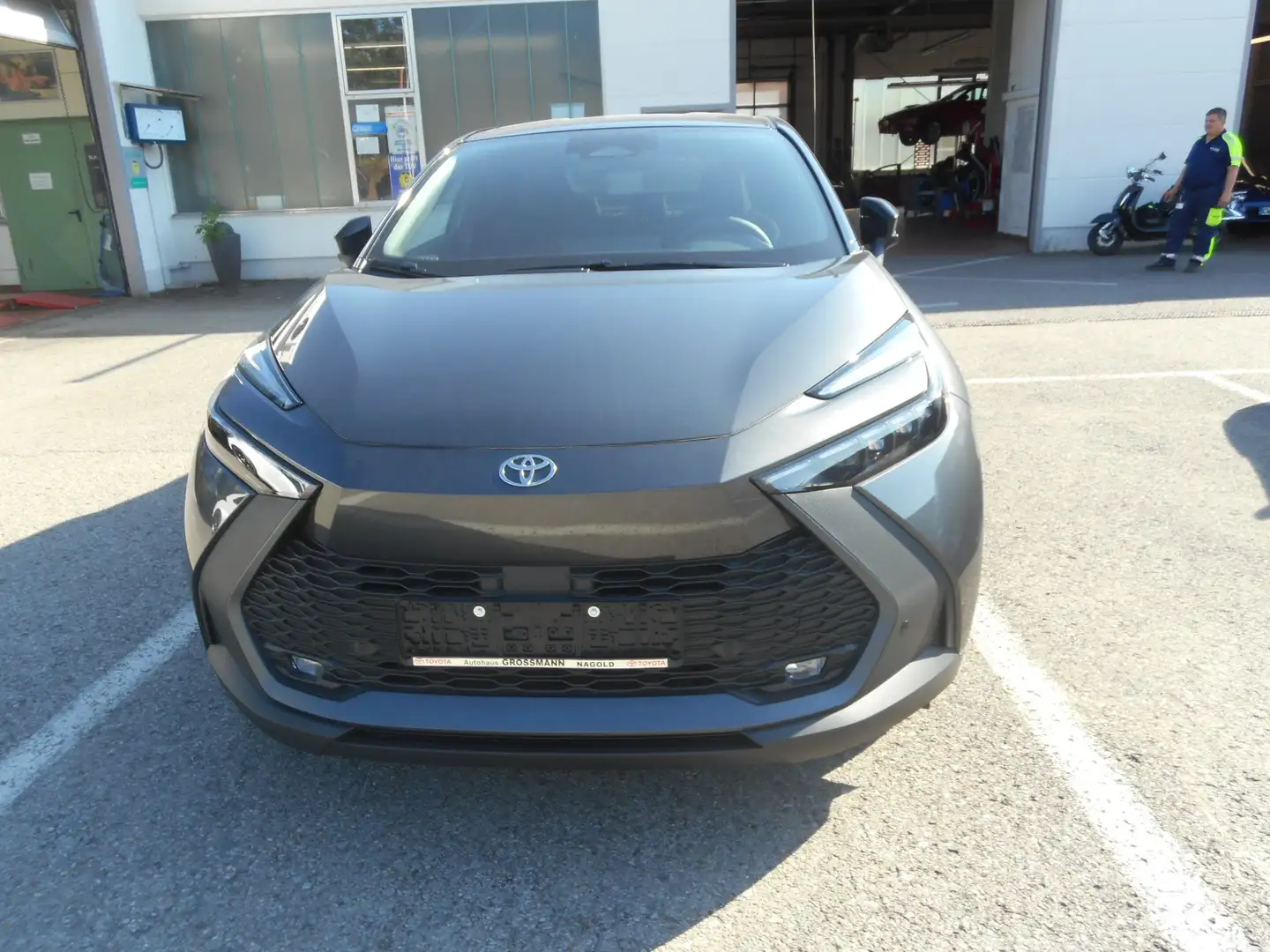 Toyota C-HR 1.8 Hybrid Team Deutschland Technik Paket SOFORT Gris - 2