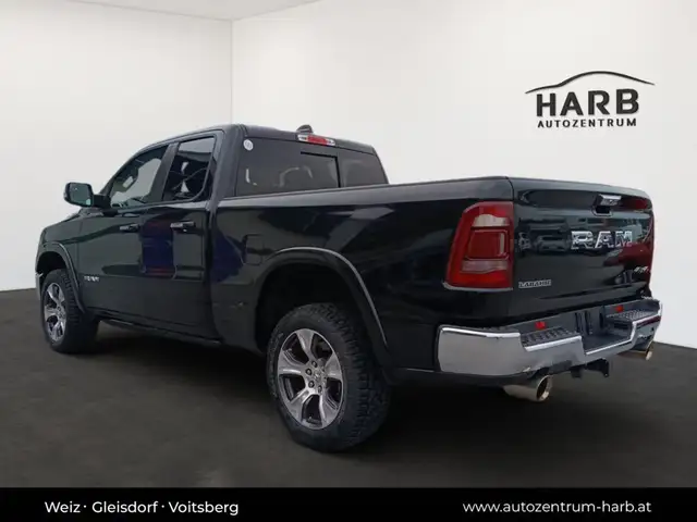 Dodge RAM 1500 Quad Cab Laramie Ansicht 5