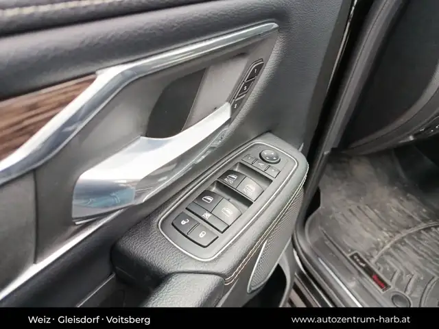 Dodge RAM 1500 Quad Cab Laramie Ansicht 28