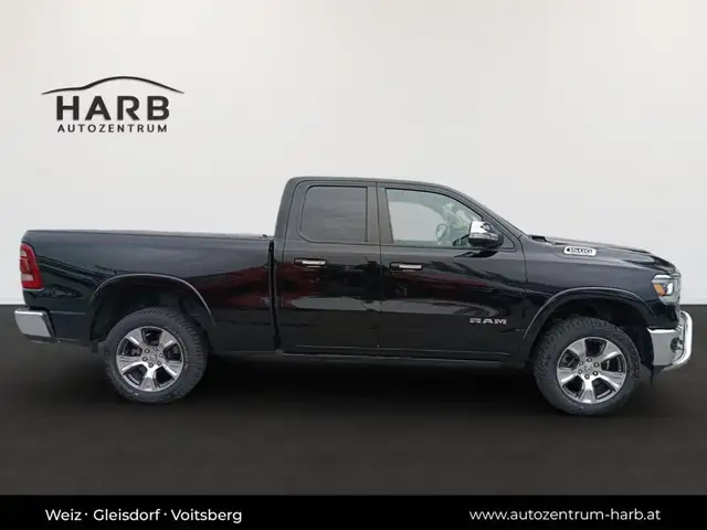 Dodge RAM 1500 Quad Cab Laramie Ansicht 9