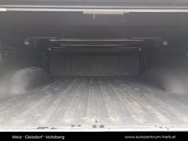 Dodge RAM 1500 Quad Cab Laramie Ansicht 13