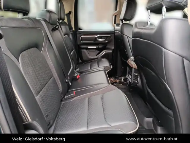 Dodge RAM 1500 Quad Cab Laramie Ansicht 25