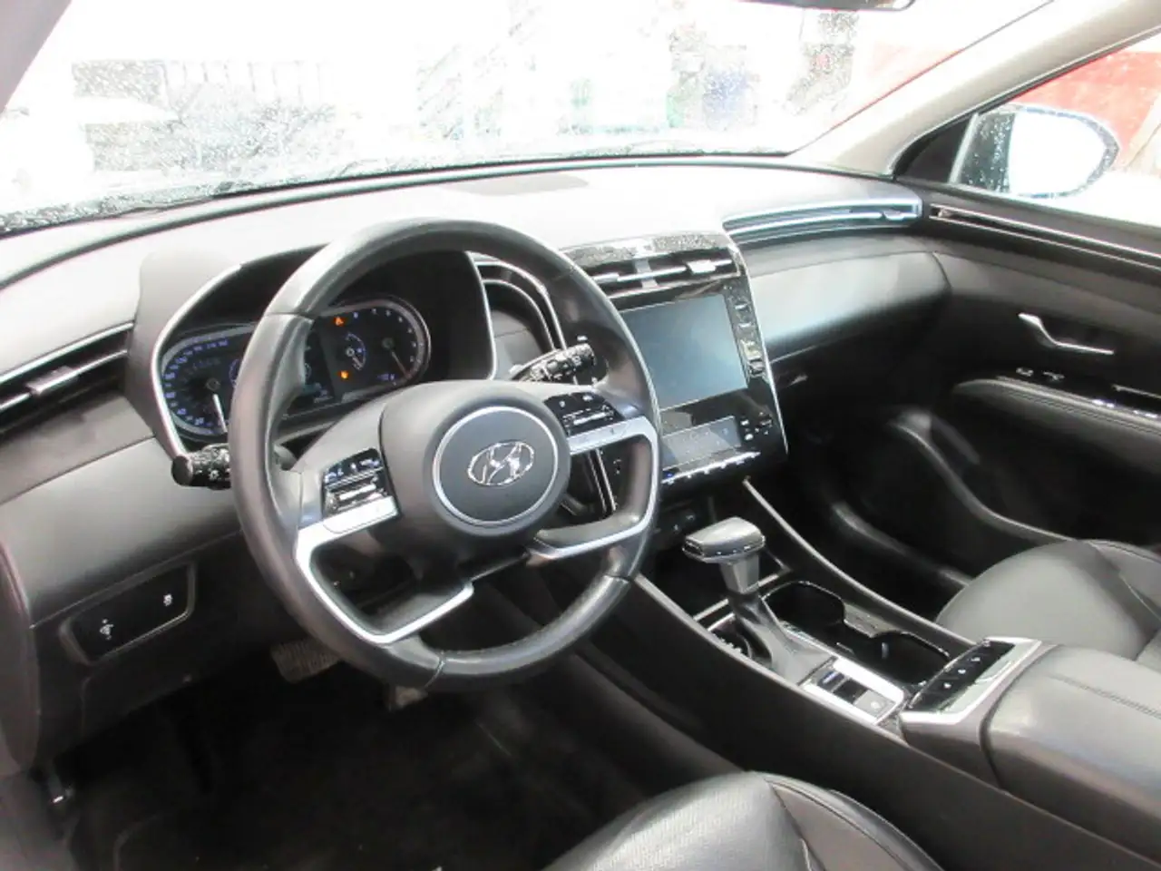 Hyundai TUCSON снимка Hyundai TUCSON