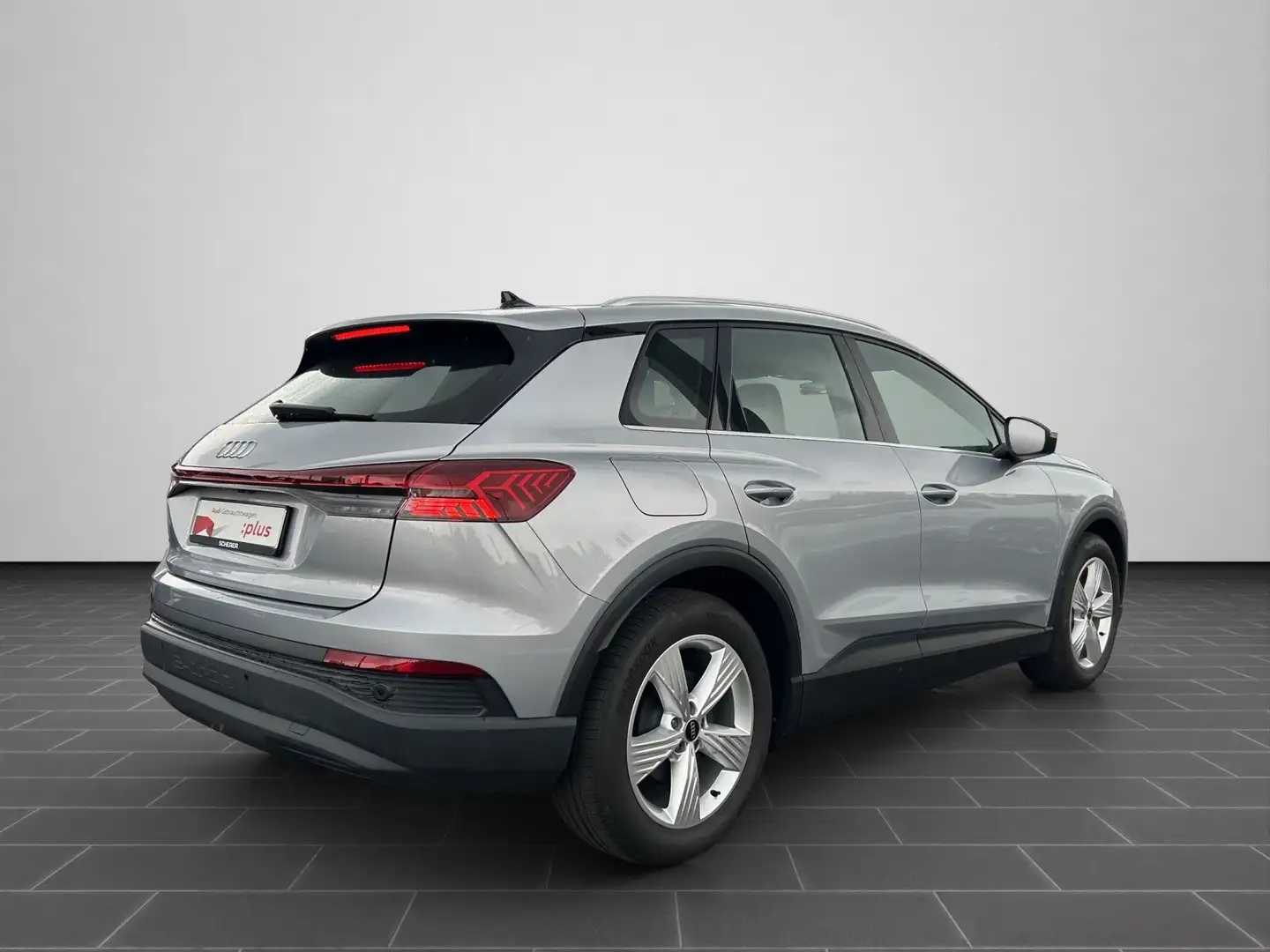Audi 45 e-tron Wärmepumpe/ACC/Kamera/uvm. srebrna - 2