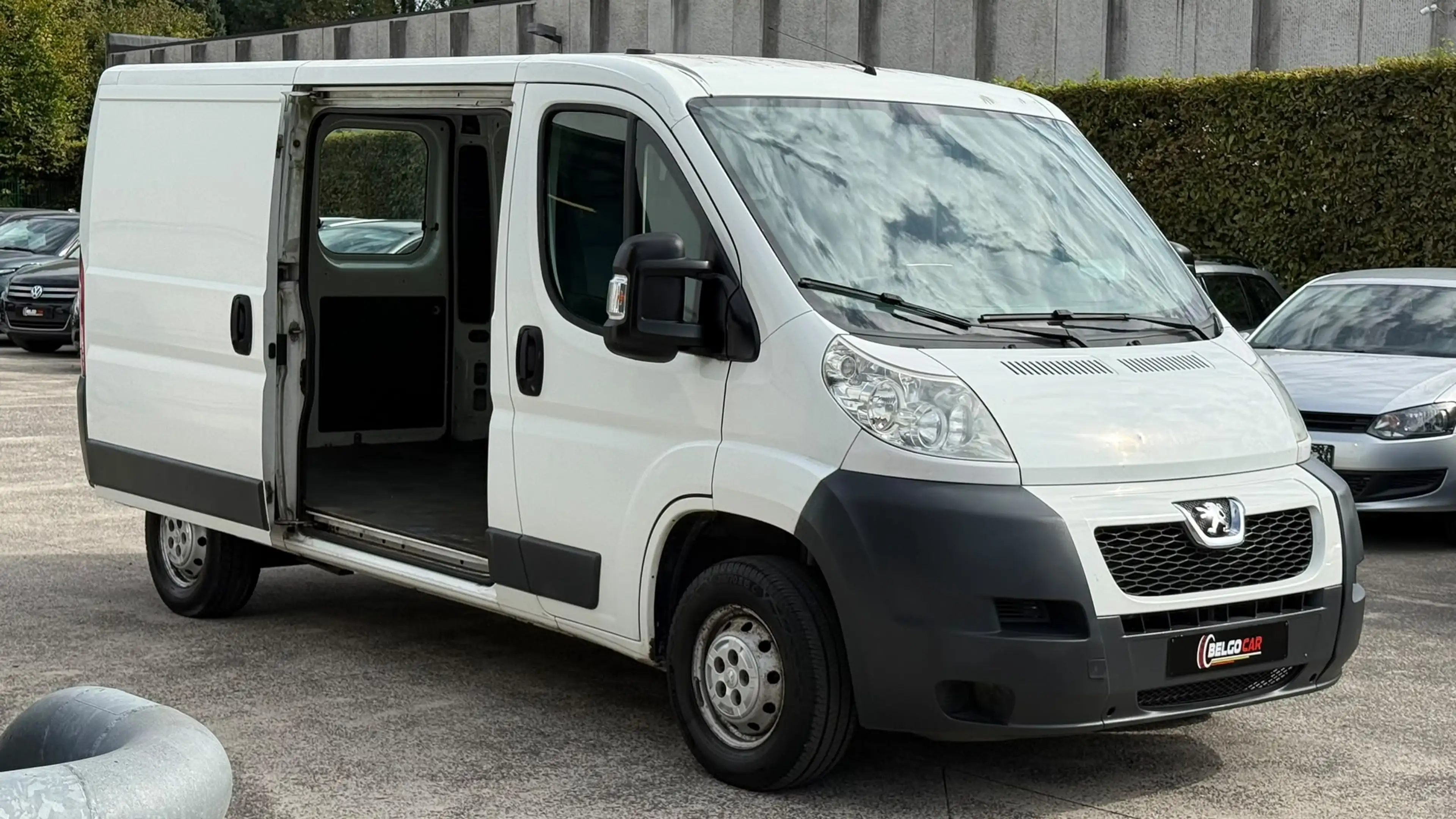Peugeot Boxer 2.2 DIESEL - AIRCO - UTILITAIRE - CONTRÔLE TECHNIQUE OK — photo 2