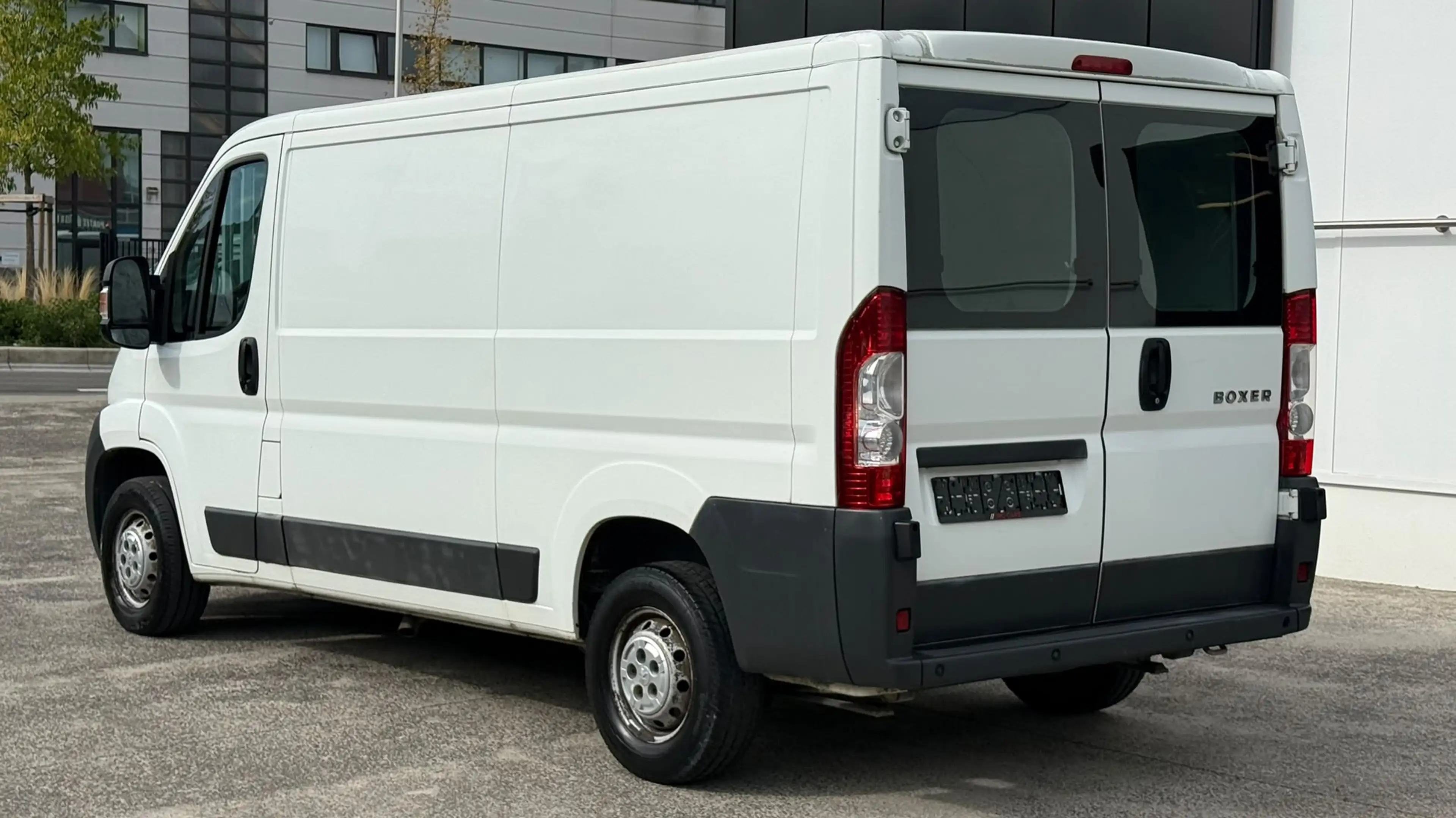 Peugeot Boxer 2.2 DIESEL - AIRCO - UTILITAIRE - CONTRÔLE TECHNIQUE OK — photo 4
