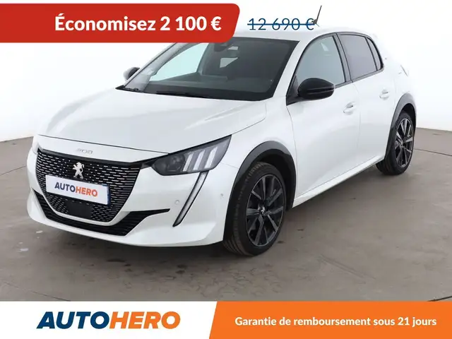 2021 Peugeot 208 in White for sale