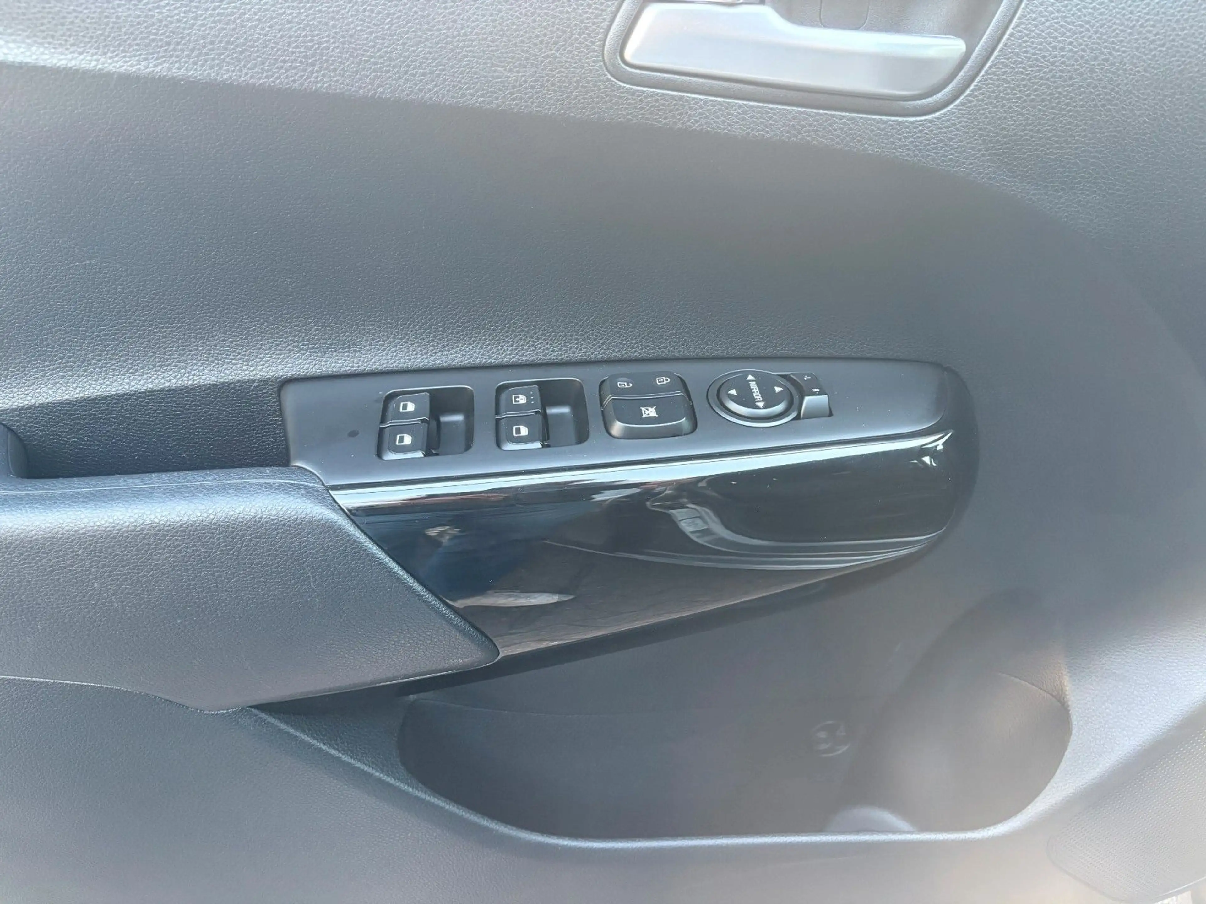 Kia Picanto Vision, Klima, Kamera, AppleAndroid CarP — photo 14