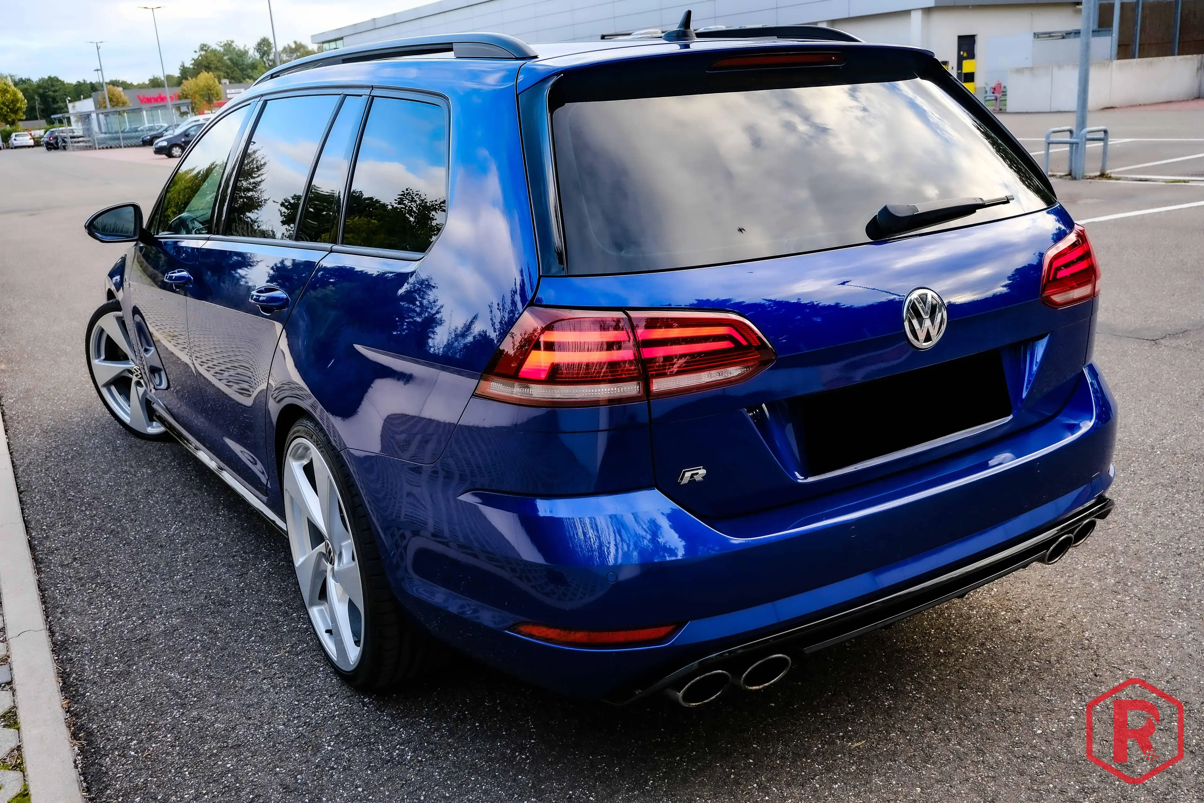 Volkswagen Golf R Variant 2.0 310pk Pano Matrix Historiek — photo 4