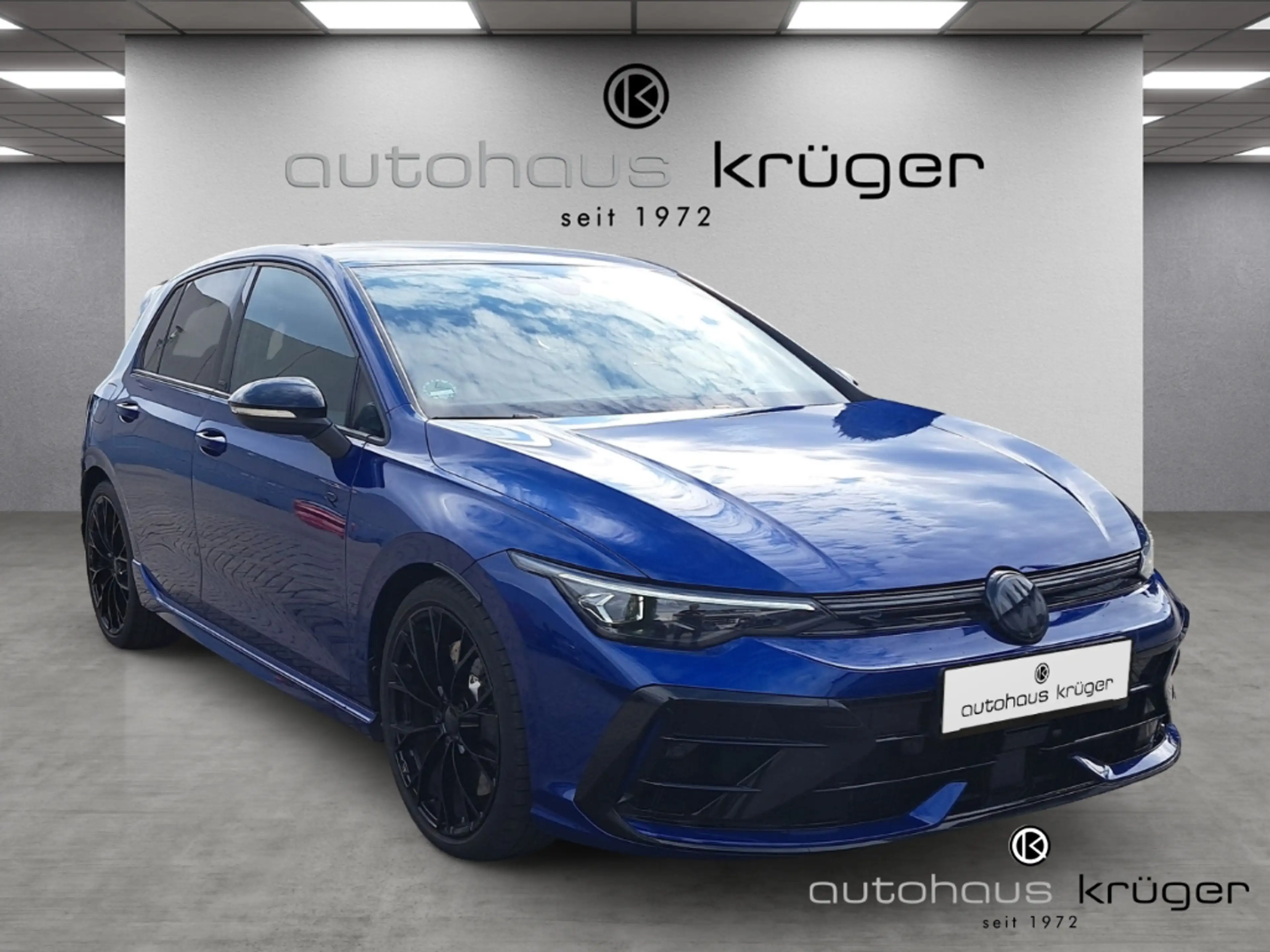 Volkswagen Golf R 8 2.0 TSI DSG Black Edition 4Motion HUD AD Navi Di — photo 8