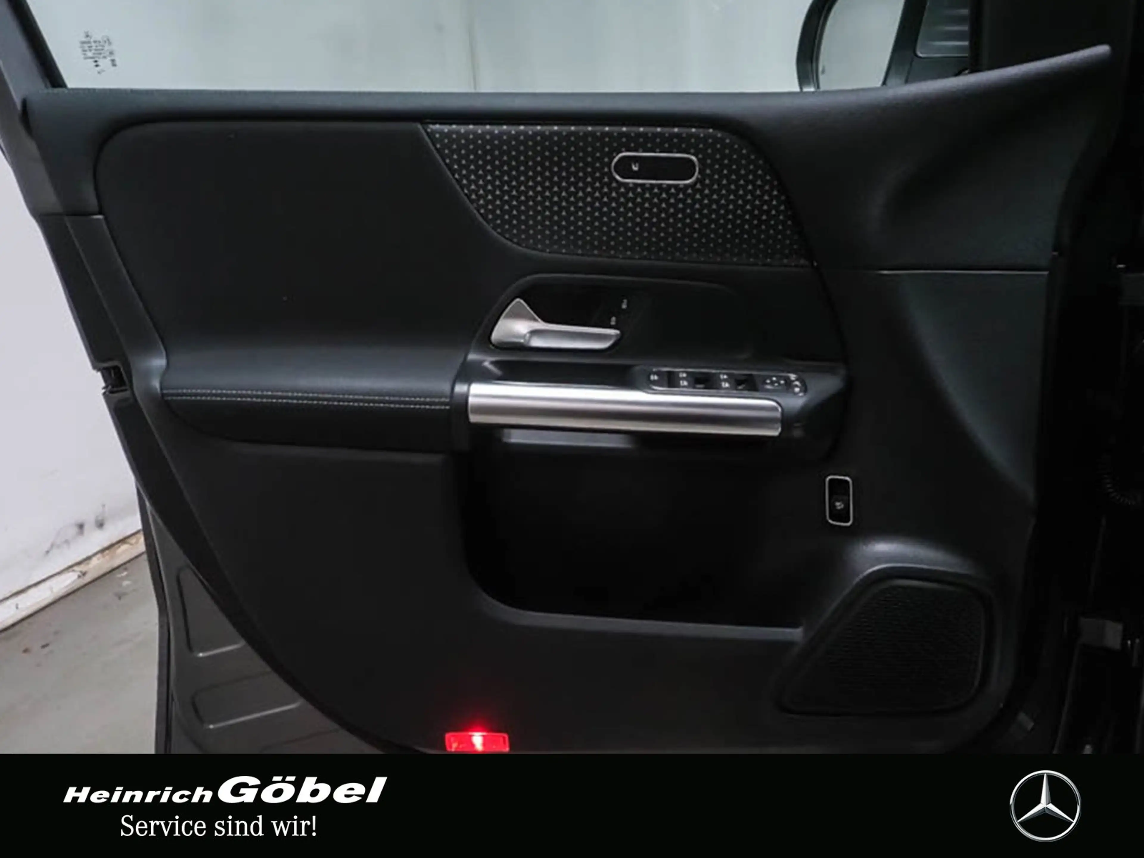 Mercedes-Benz B 200 PROGRESSIVE TOTWINKEL+LED+KAMERA+NAVI+PTS — photo 3