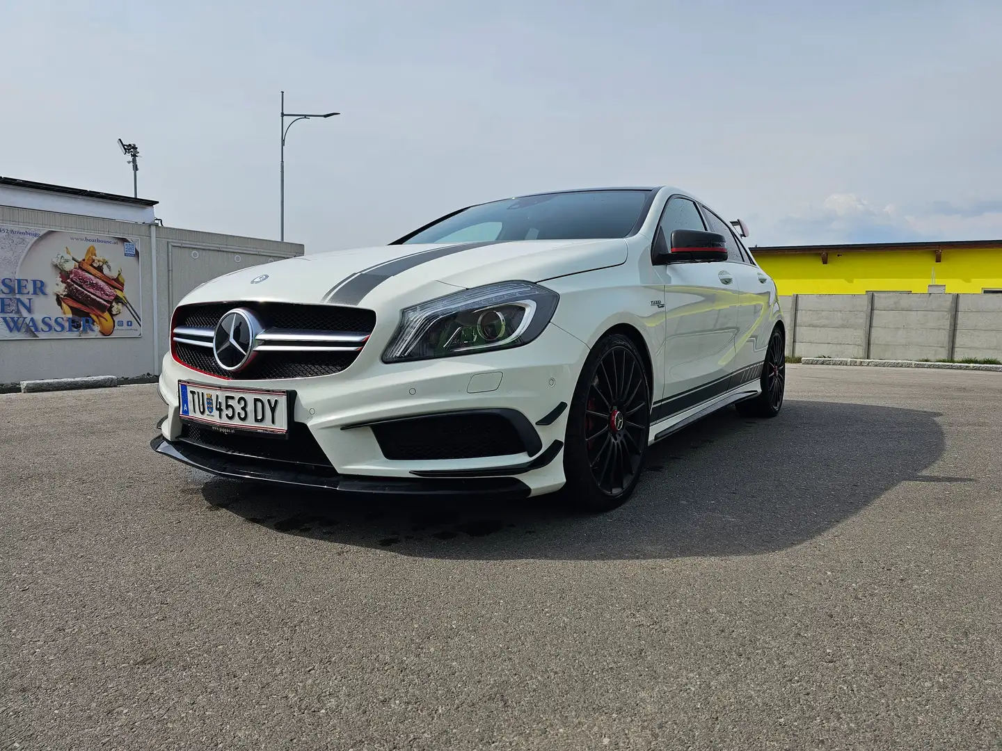 Mercedes-Benz A 45 AMG A 45 AMG 4MATIC Aut. Weiß - 1