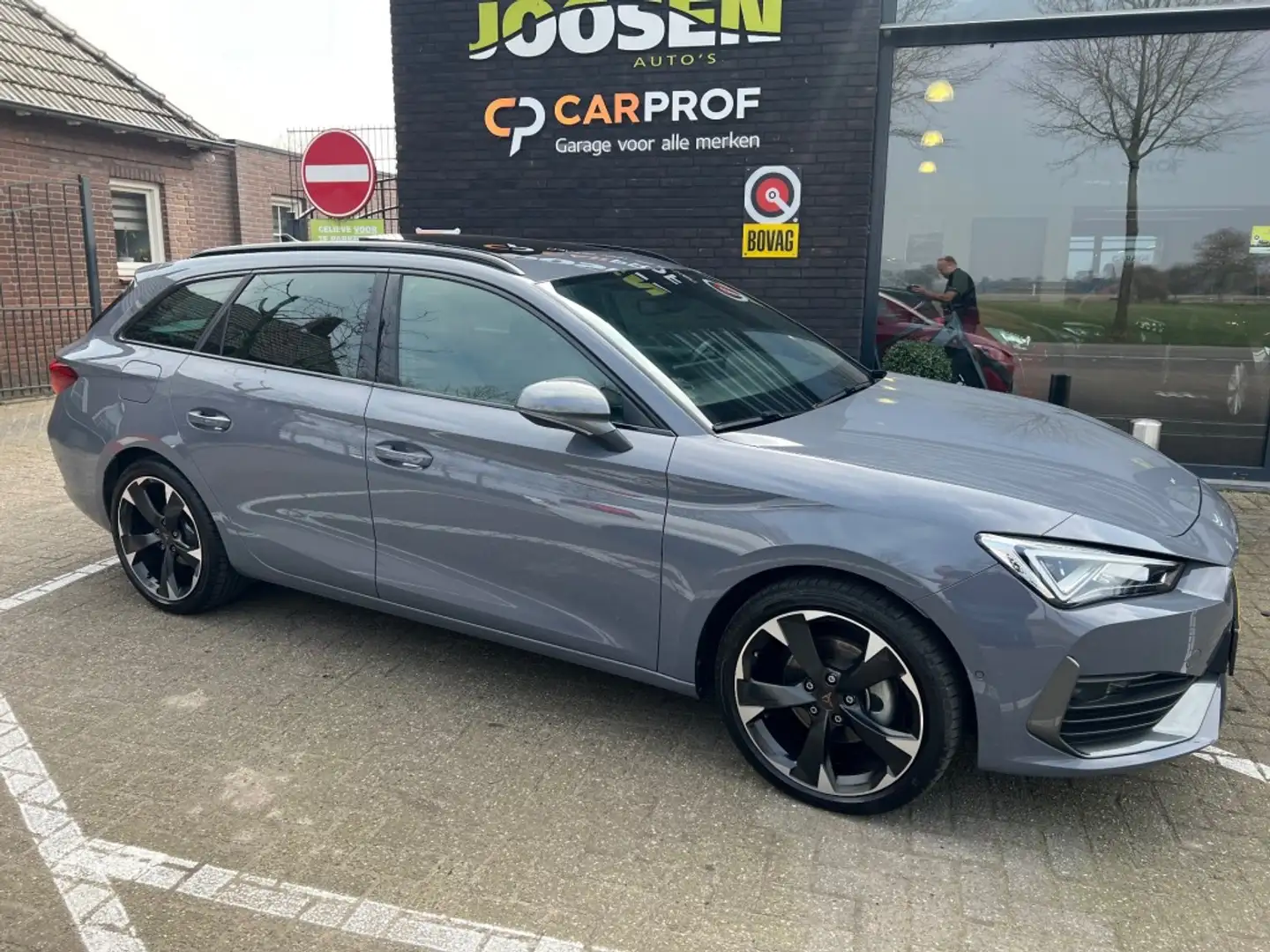 CUPRA Leon 1.5 TSI E-HYBRID BNS Grijs - 2