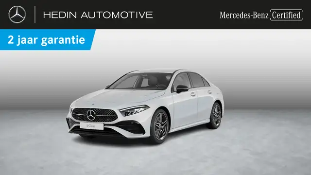 Mercedes-Benz A 250 e Hatchback AMG Line Night Pack | Verwarmde Zetels