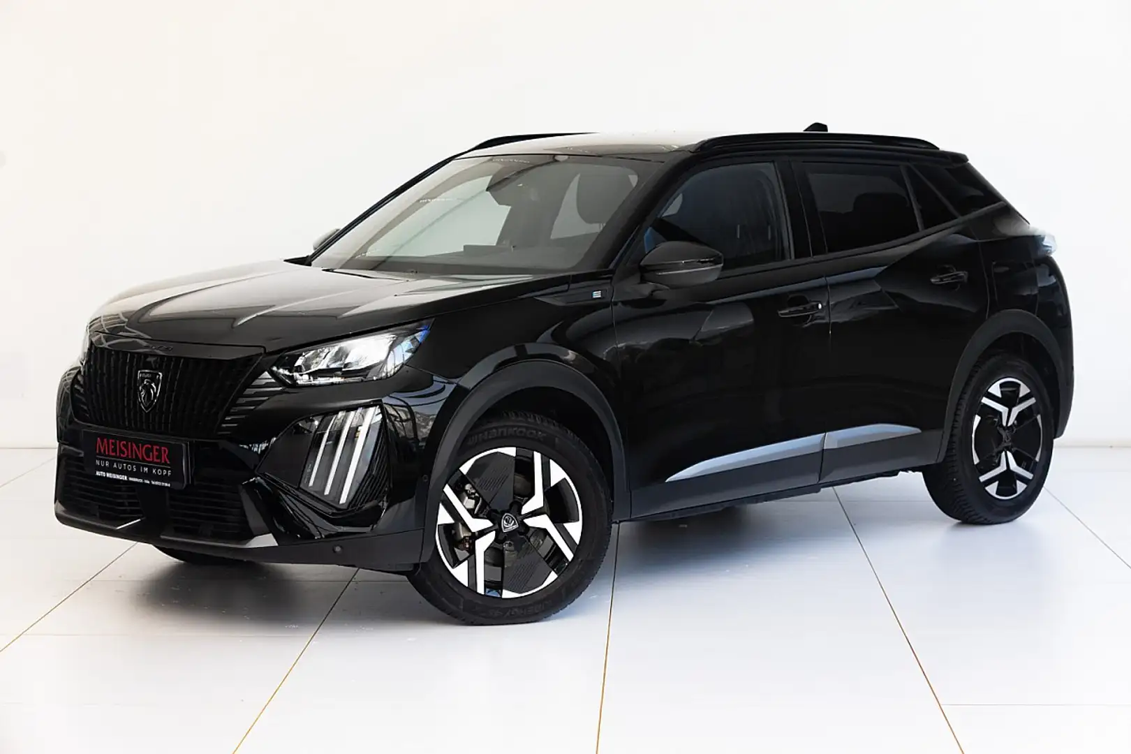 Peugeot e-2008 54kWh Allure Schwarz - 1