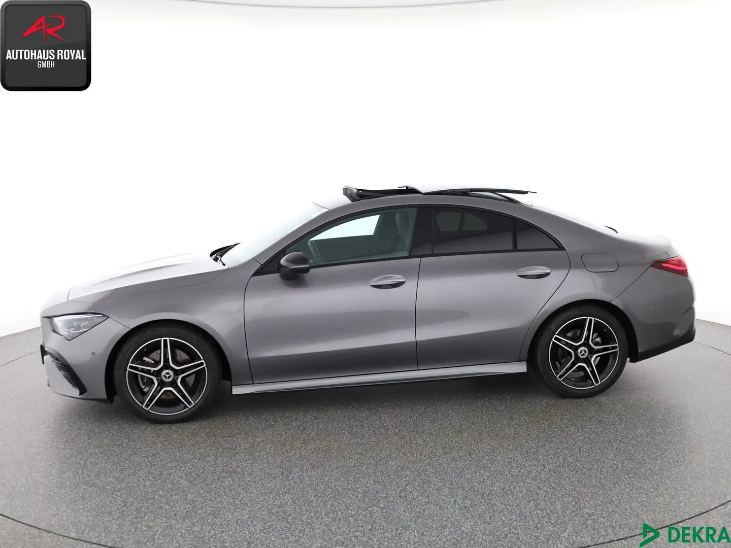 Mercedes-Benz CLA 220 CLA 220 d Coupe AMG NIGHT MULTIBEAM,PANO,KEYLESS Szürke - 2