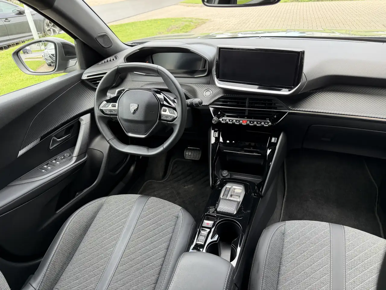 Peugeot 2008 1.2 PureTech Allure Pack Metallic Camera, миниатюра 16