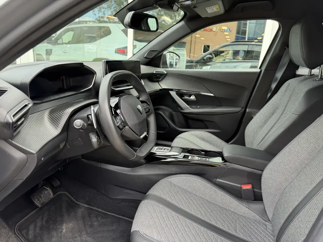 Peugeot 2008 1.2 PureTech Allure Pack Metallic Camera, миниатюра 21