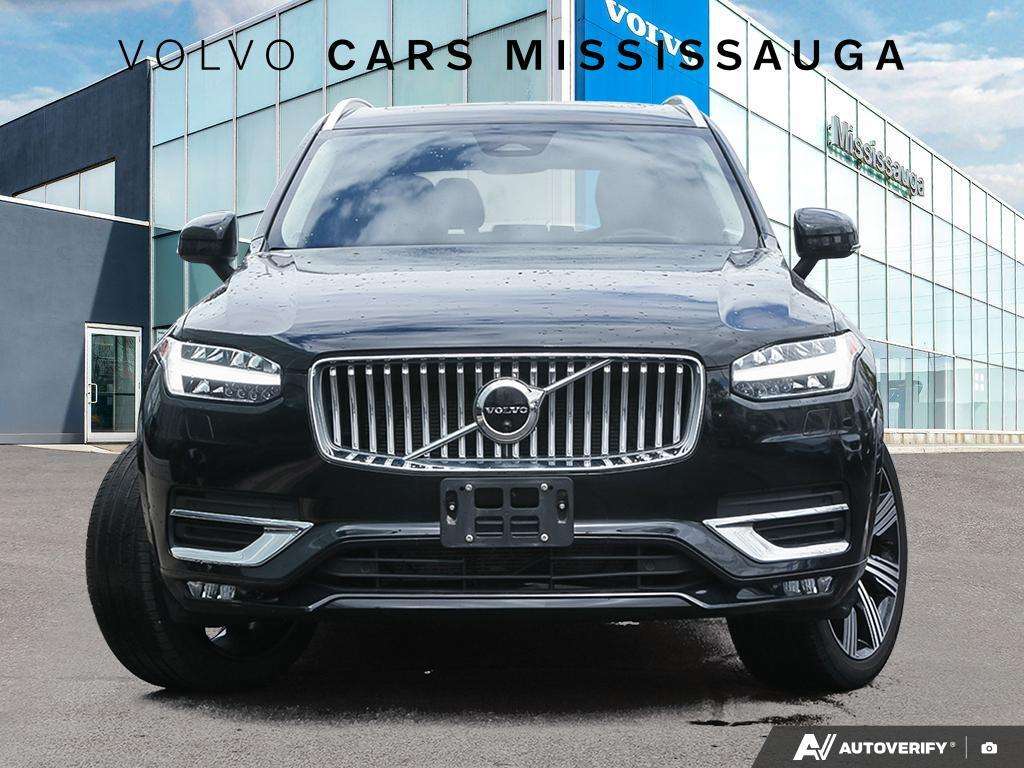 2023 Volvo XC90 alt 2