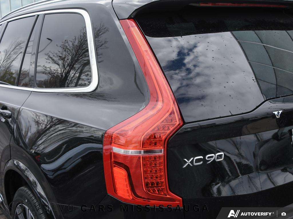 2023 Volvo XC90 thumb 12