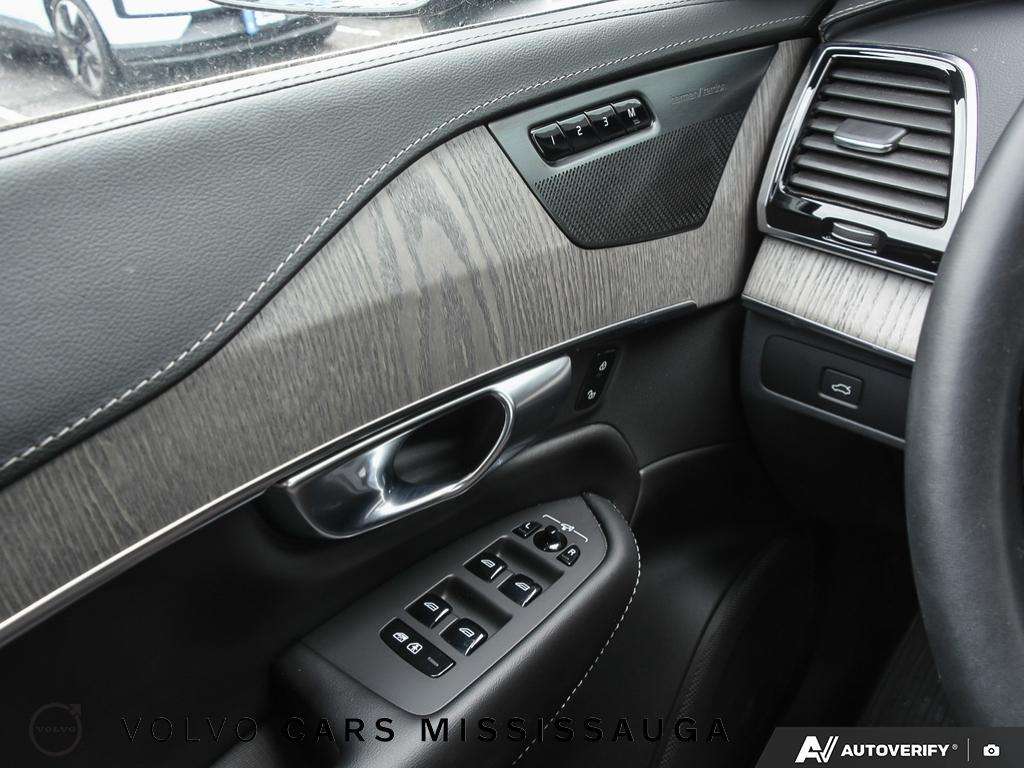 2023 Volvo XC90 thumb 17
