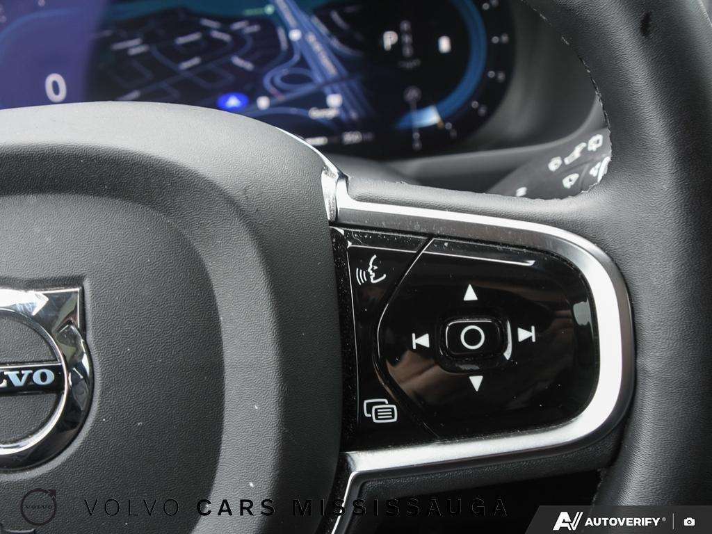 2023 Volvo XC90 thumb 18