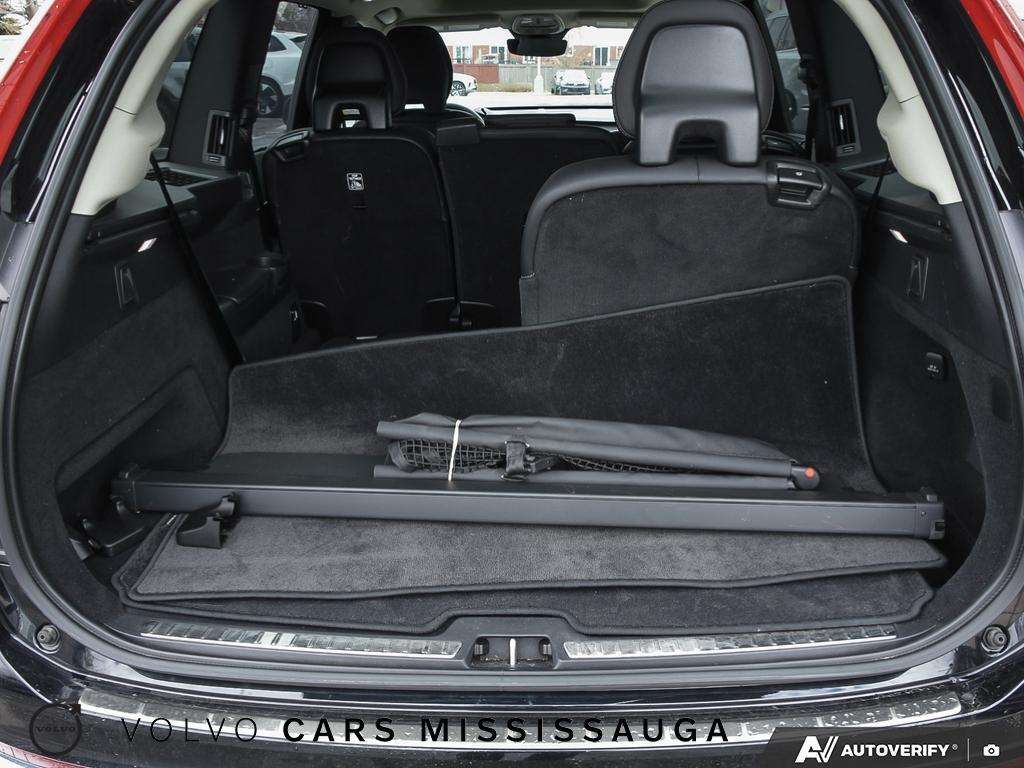 2023 Volvo XC90 thumb 11