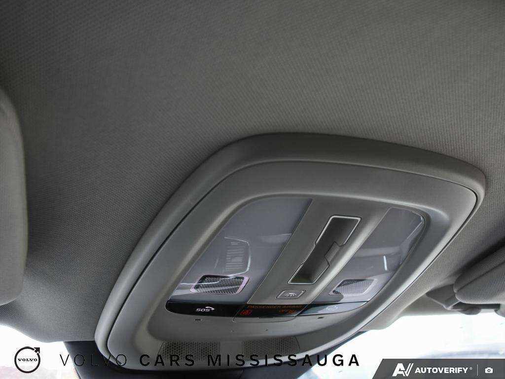 2023 Volvo XC90 thumb 22