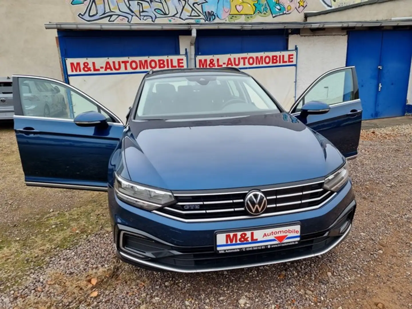 Volkswagen Passat Variant GTE Benzin /Hybrid Automatik Navi Blau - 1