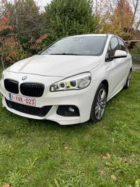 Active Tourer PHEV 225xeA M pack