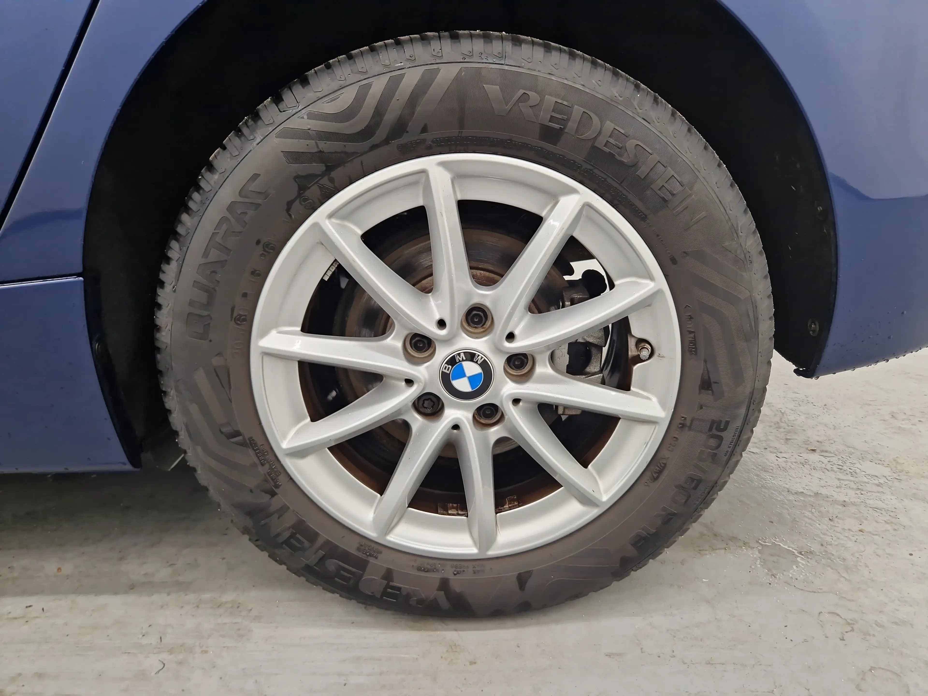 BMW 220 i Active Tourer Advantage Kamera — photo 7