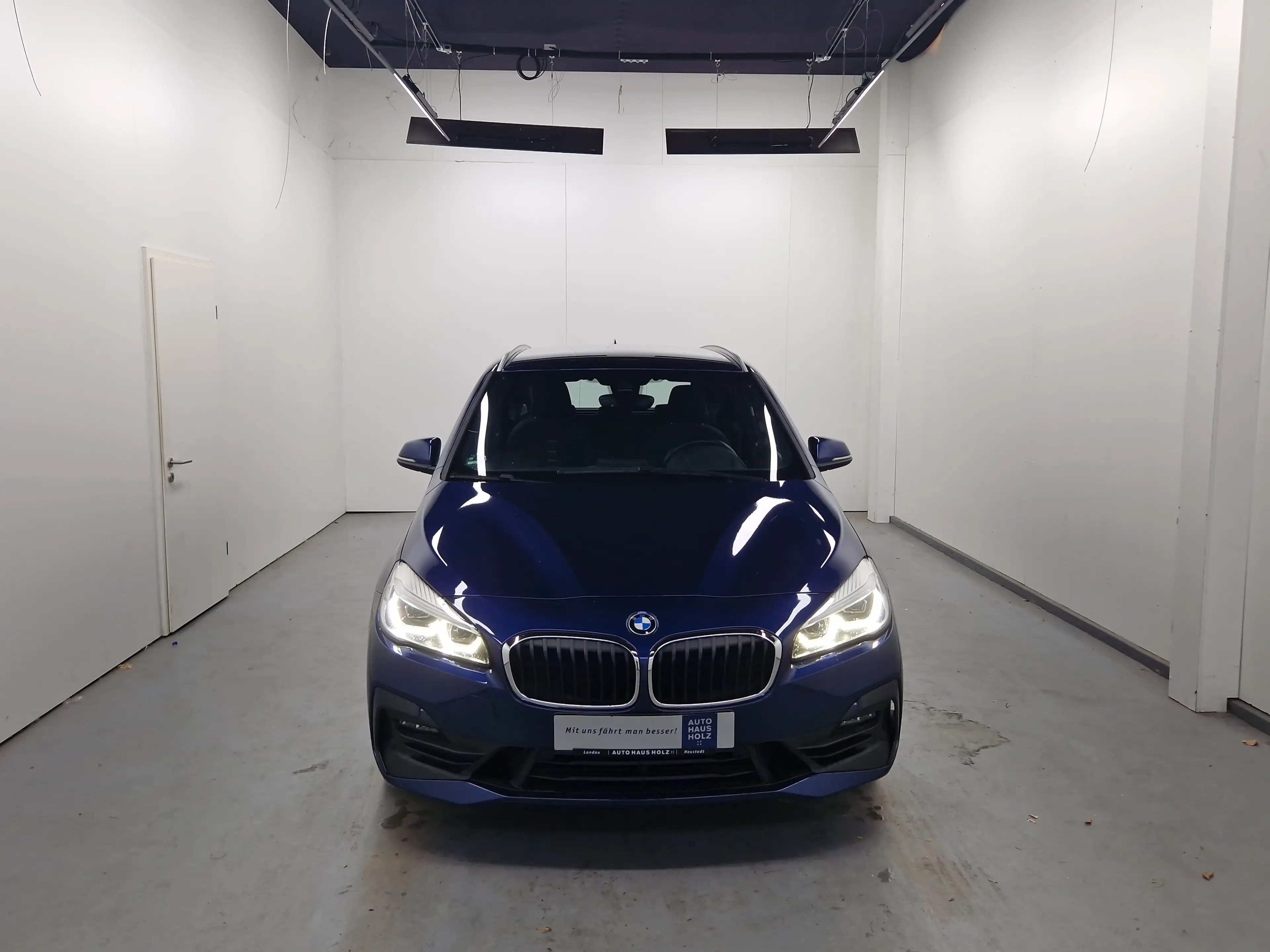 BMW 220 i Active Tourer Advantage Kamera — photo 6
