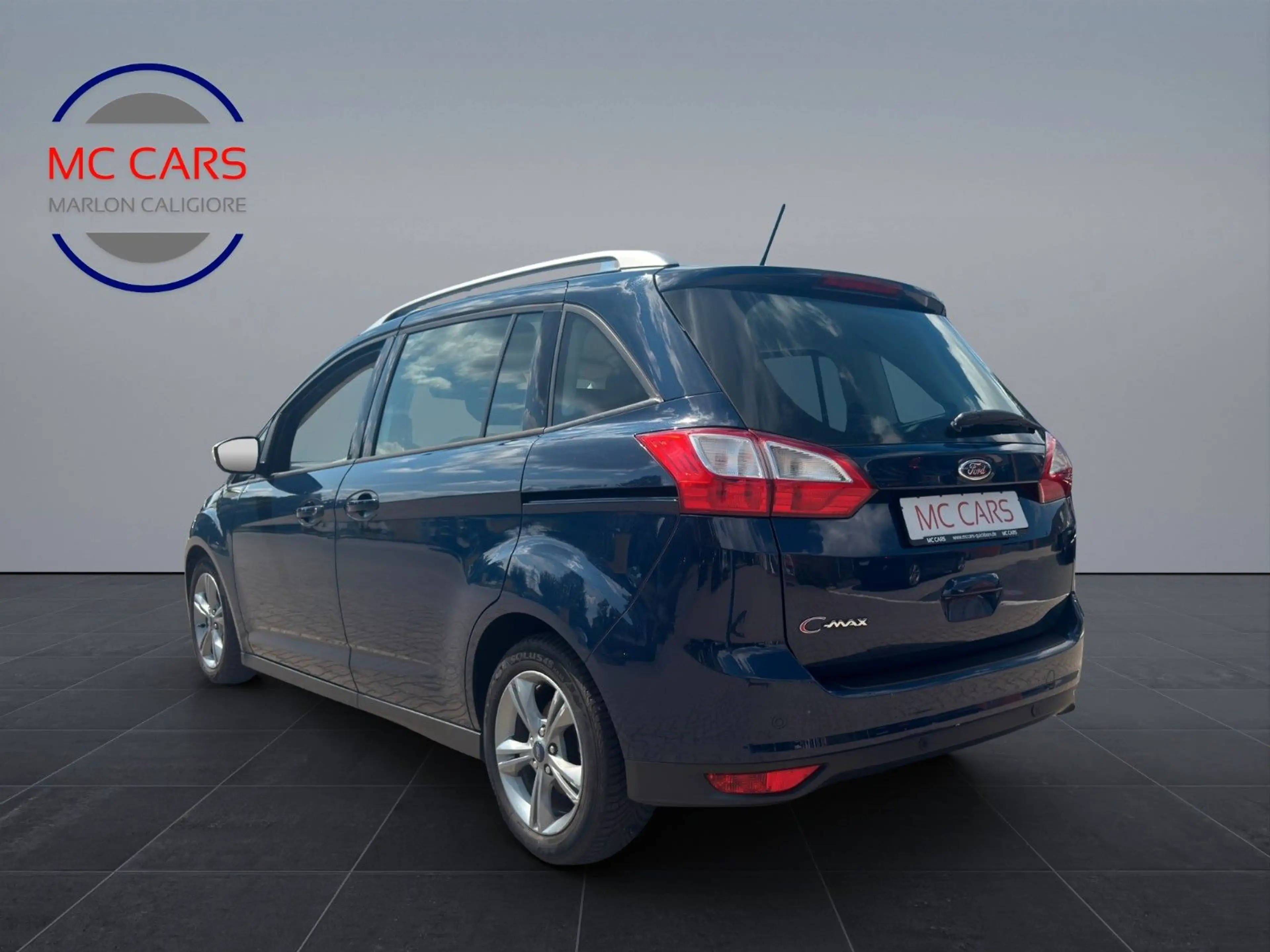 Ford Grand C-Max /7sitzer — photo 6