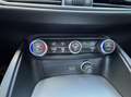 Alfa Romeo Stelvio 2.0t 280pk Q4 Veloce, 124dkm, 19inch Wit - thumbnail 14