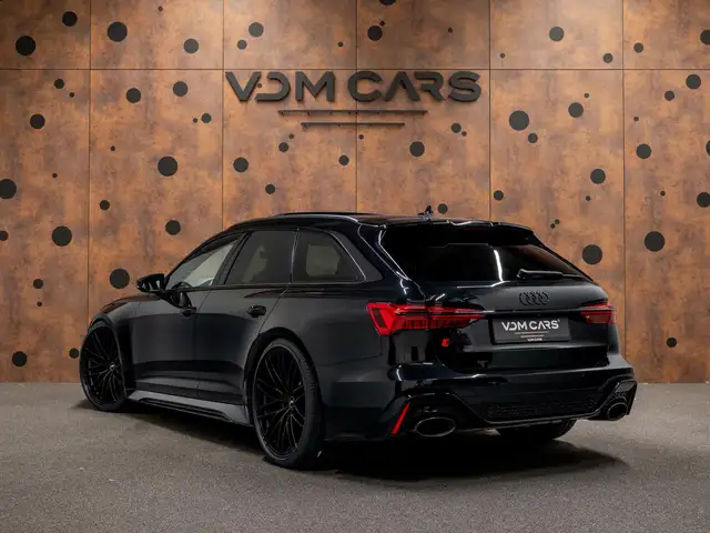 Audi RS6 view 3