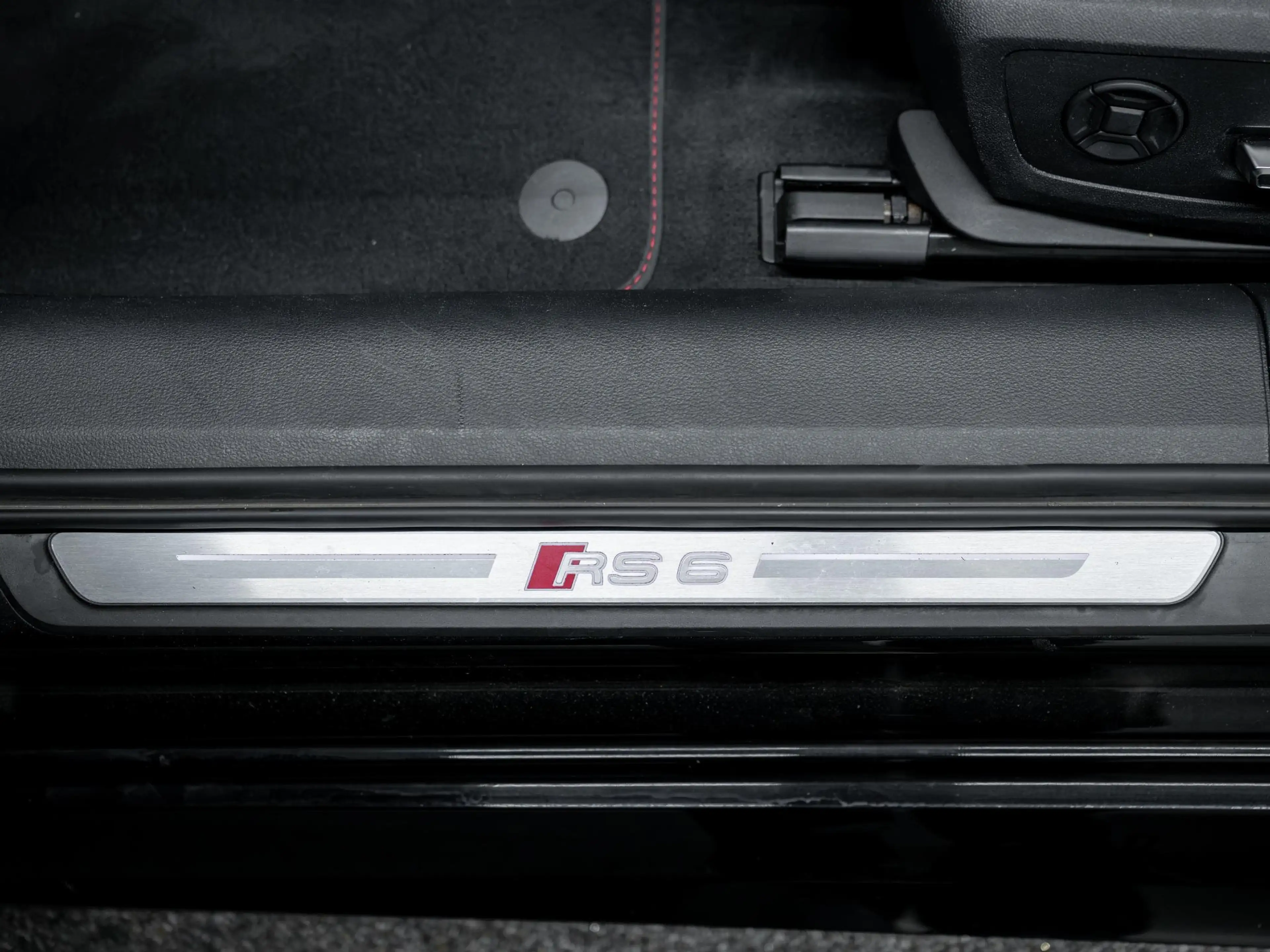 Audi RS6 A6 Avant TFSI quattro | Keramisch | Dynamic plus | — photo 33