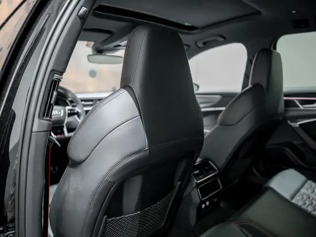 Audi RS6 view 26