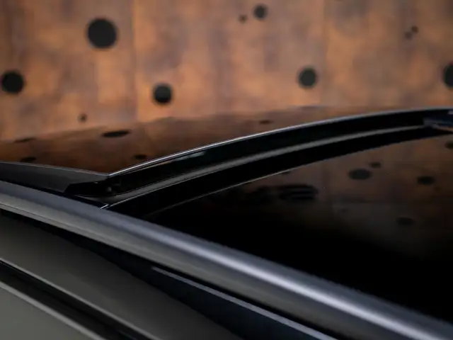 Audi RS6 view 11