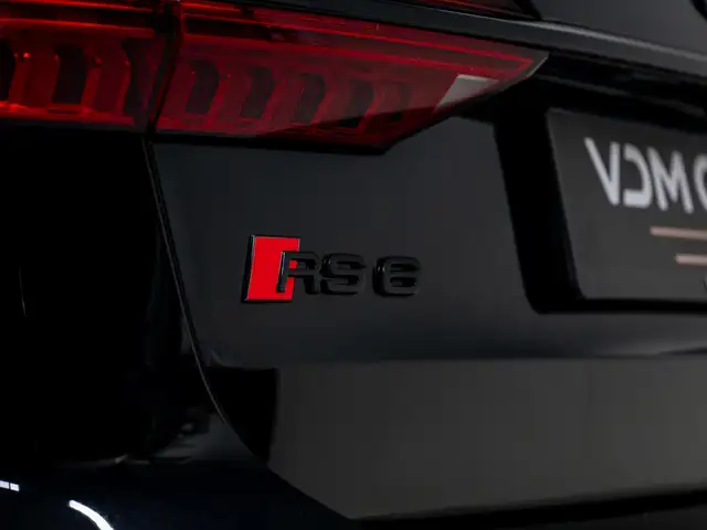 Audi RS6 view 13