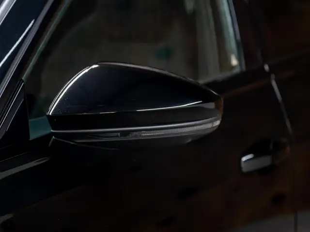 Audi RS6 view 10