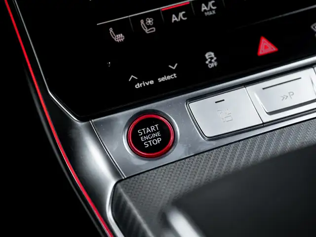 Audi RS6 view 23