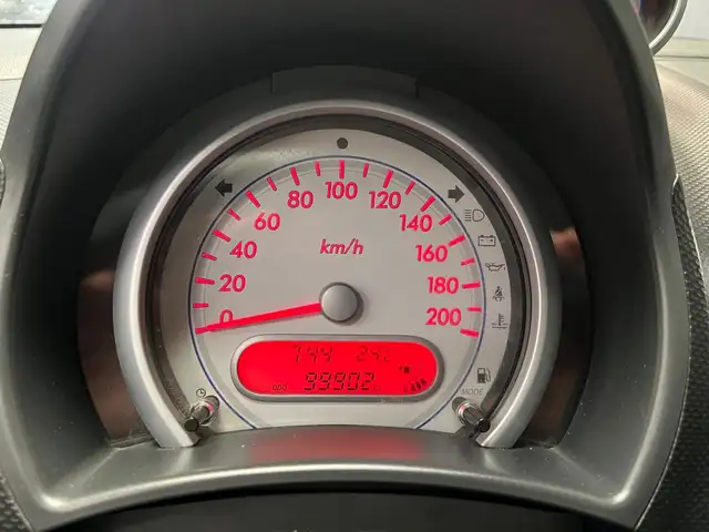 Suzuki Splash view 16
