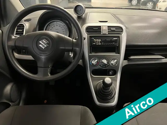 Suzuki Splash view 3