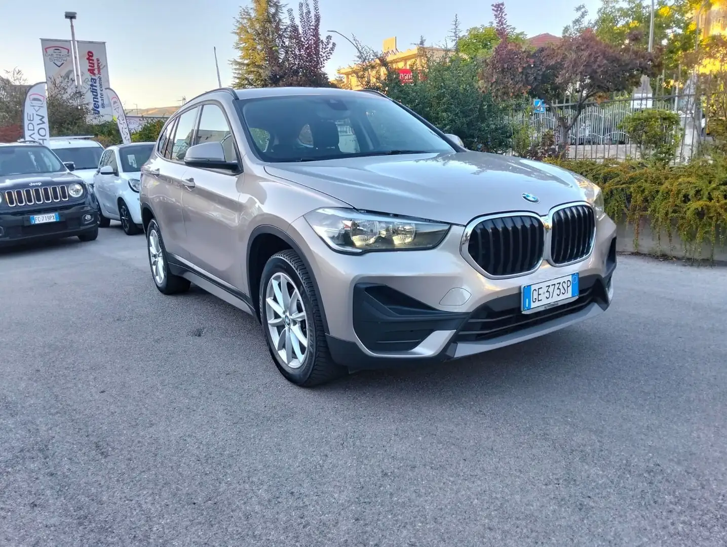 BMW X1 X1 F48 2019 sdrive16d Advantage auto Bronze - 1