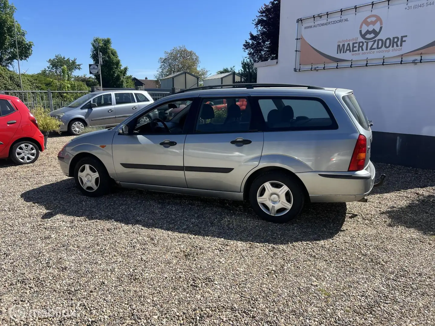 Ford Focus Wagon 1.6-16V Cool Edition Gris - 2