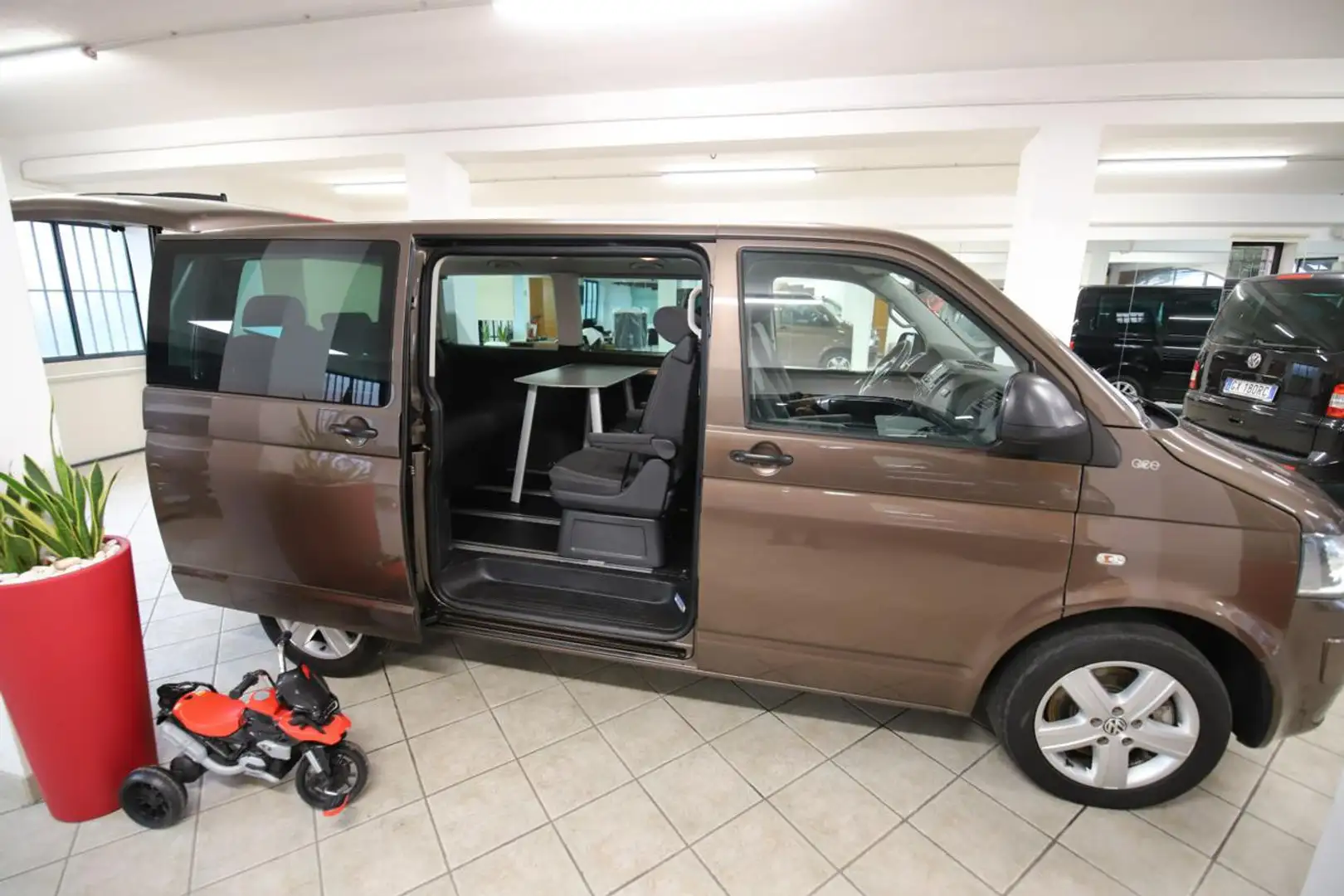 Volkswagen T5 2.0tdi 140cv 4 Motion 7Posti Navi G.Traino Klima Marrone - 1